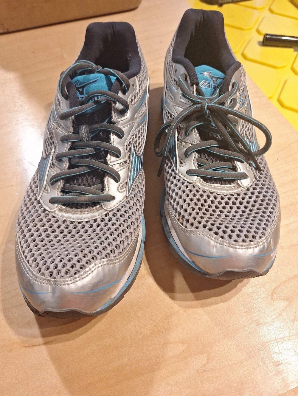 Sneakers Mizuno womens size 9.5